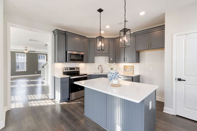 135 Burkitt Commons Ave, Nolensville, TN 37135