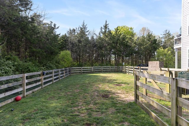 135 Burkitt Commons Ave, Nolensville, TN 37135