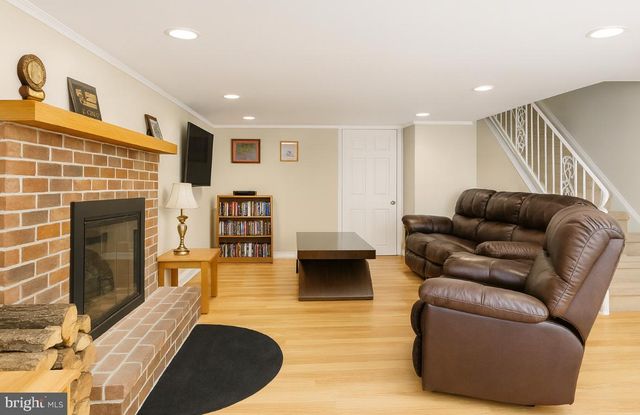410 W 11TH AVE, Conshohocken, PA 19428