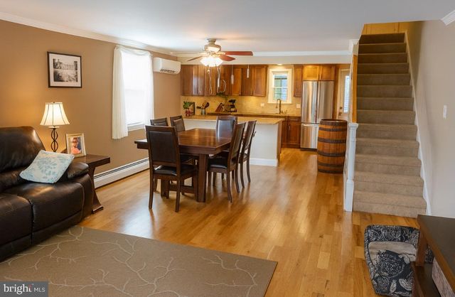410 W 11TH AVE, Conshohocken, PA 19428