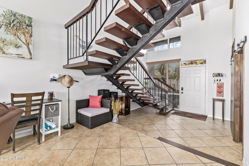 Image 11 of property listing at 3147 S FAIRFIELD Drive, Tempe, AZ 85282