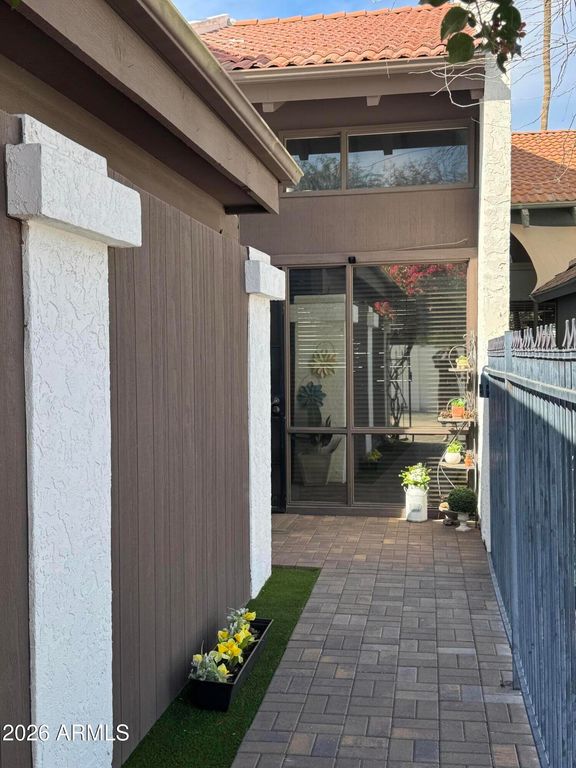 Image 24 of property listing at 3147 S FAIRFIELD Drive, Tempe, AZ 85282