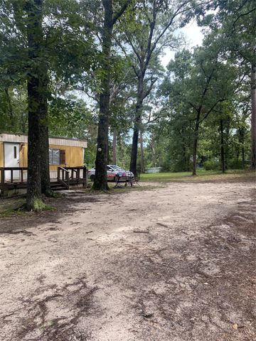 137 Camp Road, Trinity, TX 75862