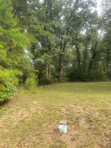 137 Camp Road, Trinity, TX 75862