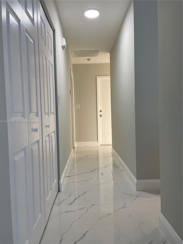 1775 NW 166th Ave, Pembroke Pines, FL 33028