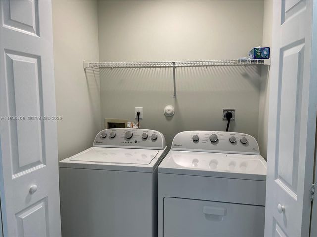 1775 NW 166th Ave, Pembroke Pines, FL 33028