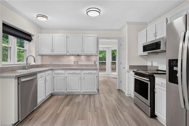 4702 Country Woods Lane, Greensboro, NC 27410