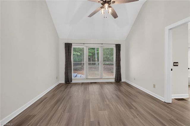 4702 Country Woods Lane, Greensboro, NC 27410