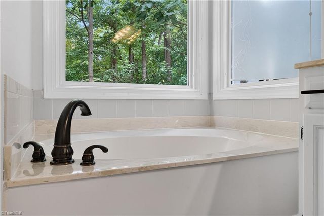 4702 Country Woods Lane, Greensboro, NC 27410