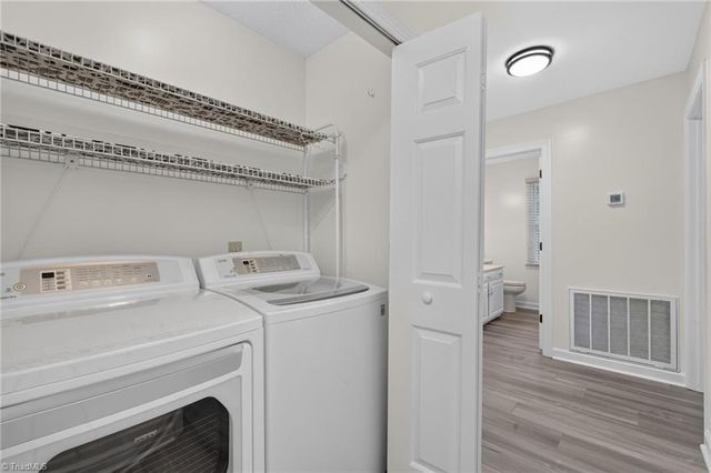 4702 Country Woods Lane, Greensboro, NC 27410