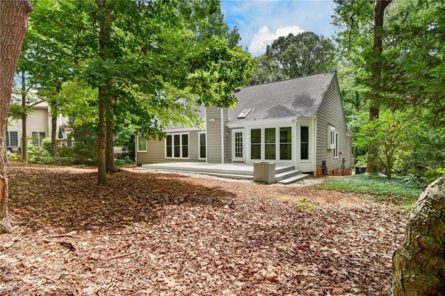4702 Country Woods Lane, Greensboro, NC 27410