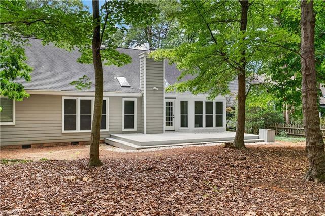 4702 Country Woods Lane, Greensboro, NC 27410