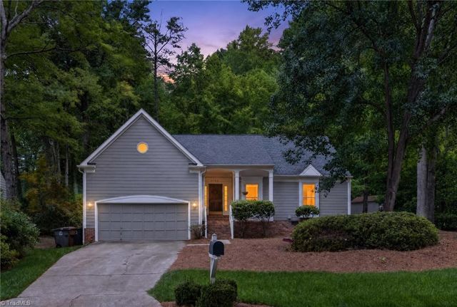4702 Country Woods Lane, Greensboro, NC 27410