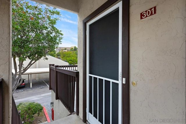 3523 Caminito Sierra 301, Carlsbad, CA 92009