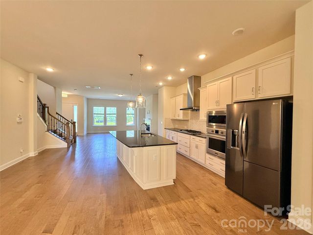 10038 Wayfair Meadow Court, Charlotte, NC 28277