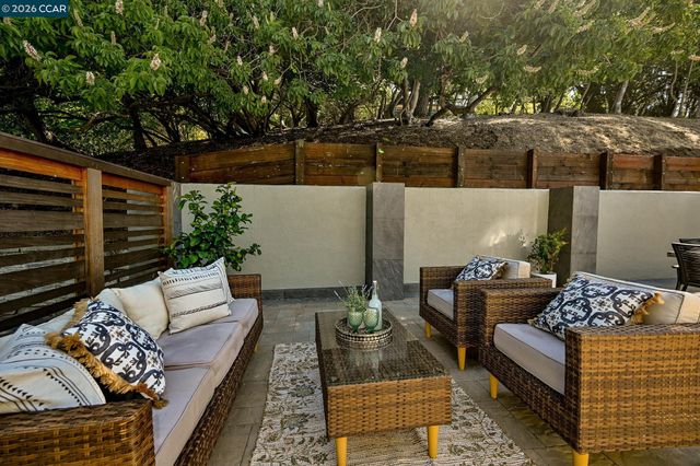 115 Moraga Way, Orinda, CA 94563