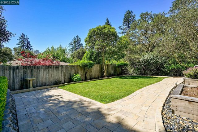115 Moraga Way, Orinda, CA 94563