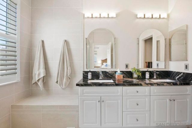 2704 Prato Ln, San Diego, CA 92108
