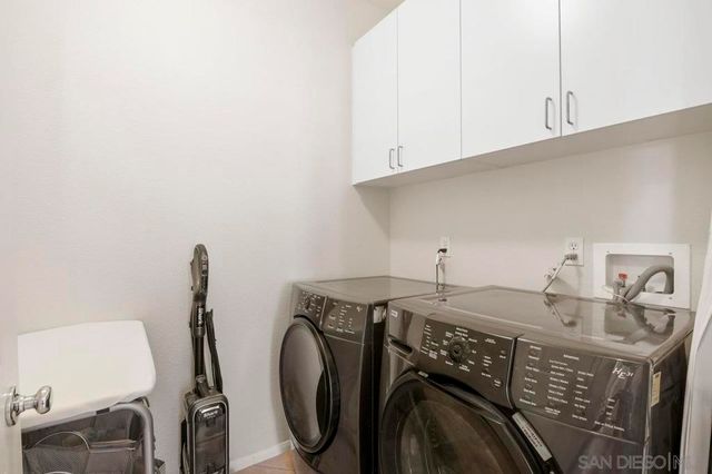 2704 Prato Ln, San Diego, CA 92108