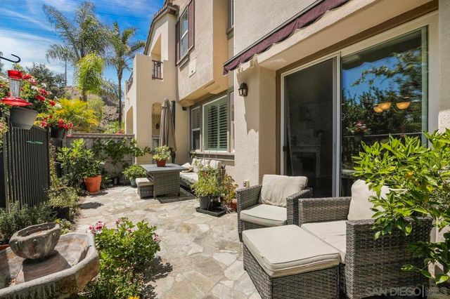 2704 Prato Ln, San Diego, CA 92108
