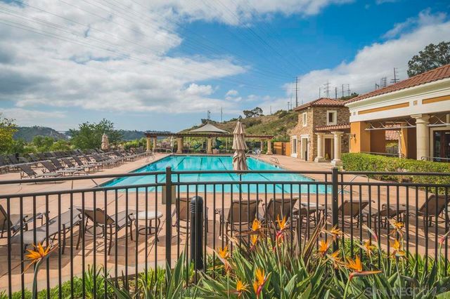 2704 Prato Ln, San Diego, CA 92108
