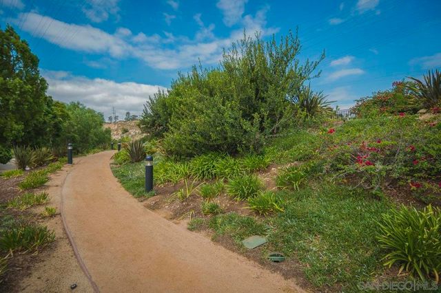 2704 Prato Ln, San Diego, CA 92108