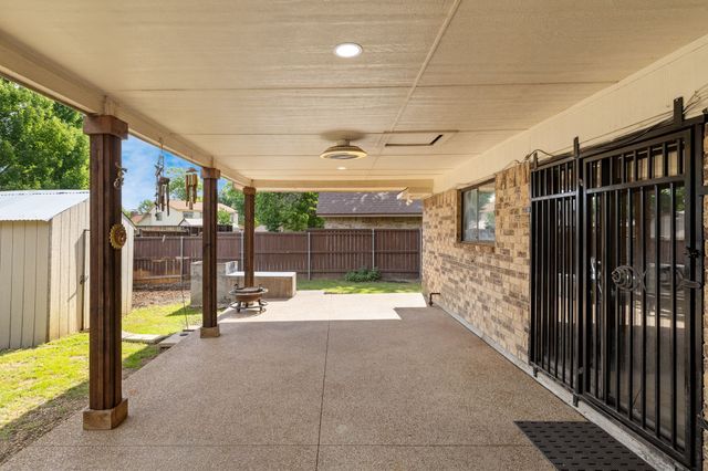 1865 Juniper Lane, Lewisville, TX 75077