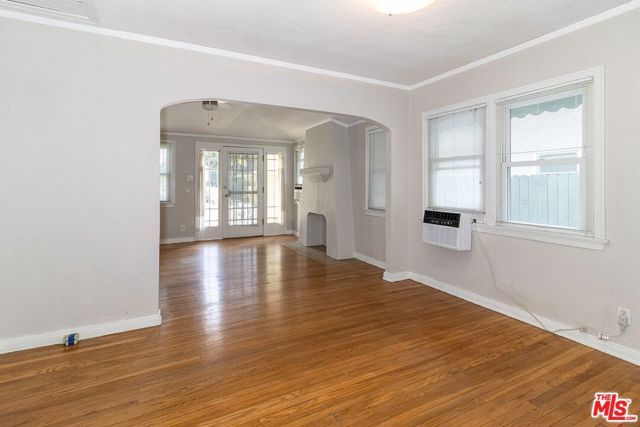 1163 N Genesee Avenue, West Hollywood, CA 90046