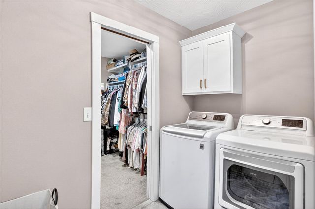 926 E Downshire Drive, Nixa, MO 65714