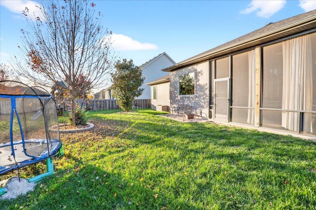 926 E Downshire Drive, Nixa, MO 65714