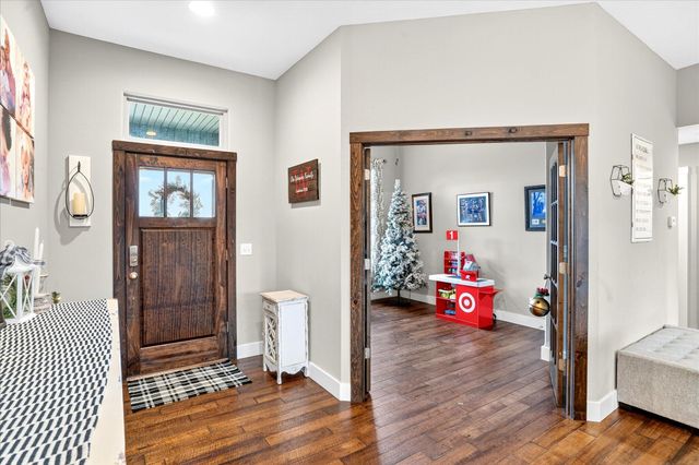 926 E Downshire Drive, Nixa, MO 65714