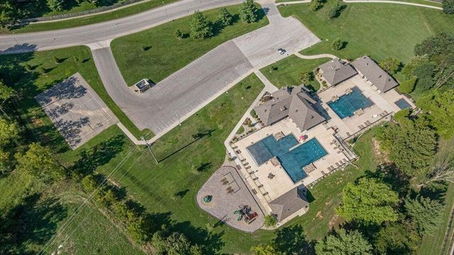 926 E Downshire Drive, Nixa, MO 65714