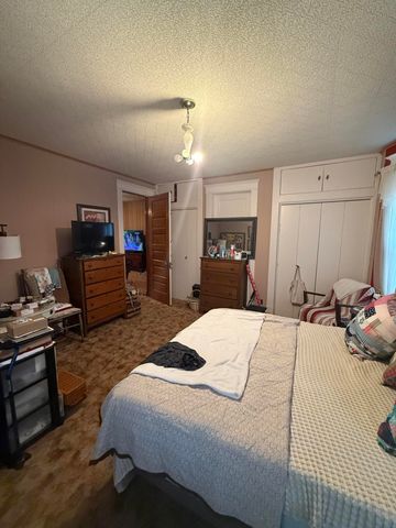 527 Olive Street, Carthage, MO 64836