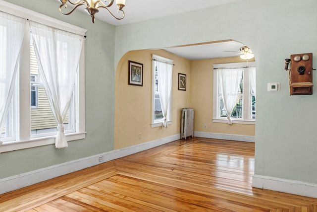 51 Francis Ave, Holyoke, MA 01040