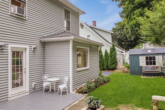 51 Francis Ave, Holyoke, MA 01040