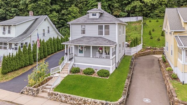 51 Francis Ave, Holyoke, MA 01040