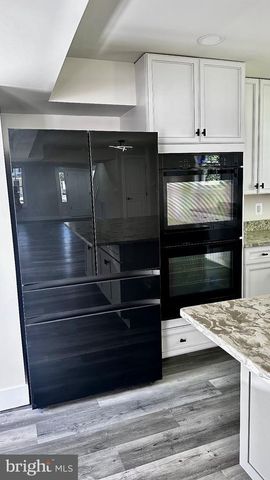 5241 MAIN ST, Stephens City, VA 22655