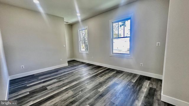 5241 MAIN ST, Stephens City, VA 22655