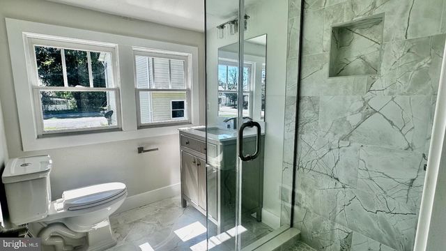 5241 MAIN ST, Stephens City, VA 22655