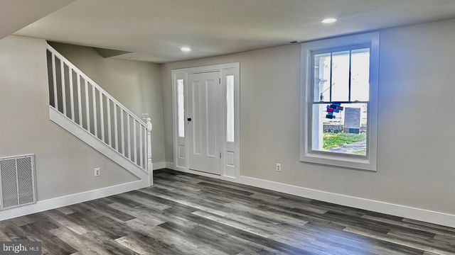 5241 MAIN ST, Stephens City, VA 22655