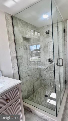 5241 MAIN ST, Stephens City, VA 22655