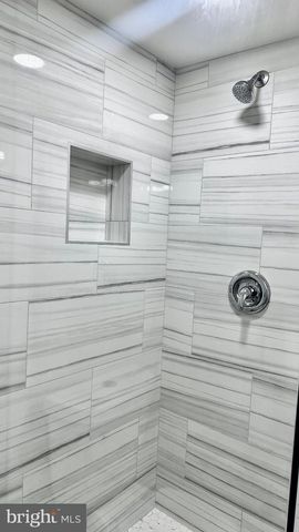 5241 MAIN ST, Stephens City, VA 22655