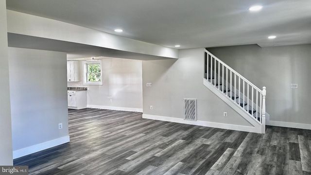 5241 MAIN ST, Stephens City, VA 22655