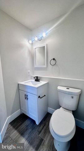 5241 MAIN ST, Stephens City, VA 22655