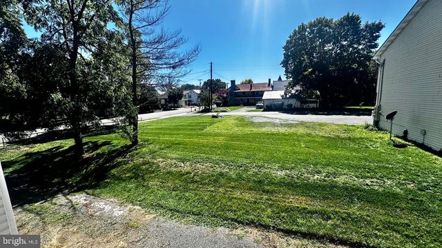 5241 MAIN ST, Stephens City, VA 22655