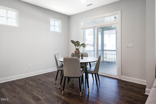 336 Faxton Way, Holly Springs, NC 27540