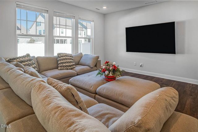 336 Faxton Way, Holly Springs, NC 27540