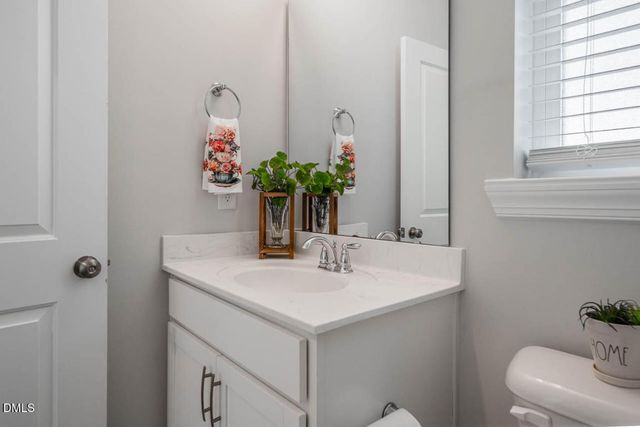 336 Faxton Way, Holly Springs, NC 27540