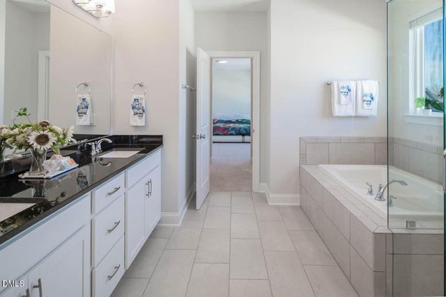 336 Faxton Way, Holly Springs, NC 27540