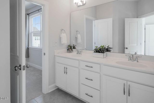 336 Faxton Way, Holly Springs, NC 27540